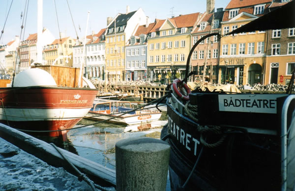 Copenhagen, barche sul canale di Nyhavn - 28 Jul 2004