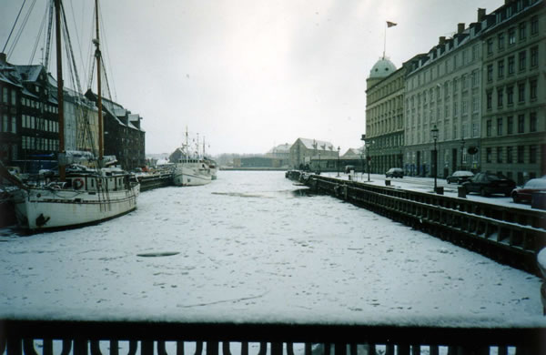 Copenhagen, Nyhavn ghiacciato - 28 Jul 2004