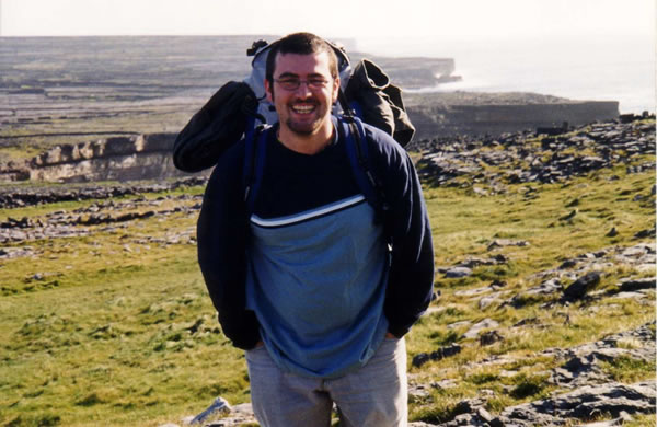 Inishmore, backpacker - 28 Jul 2004